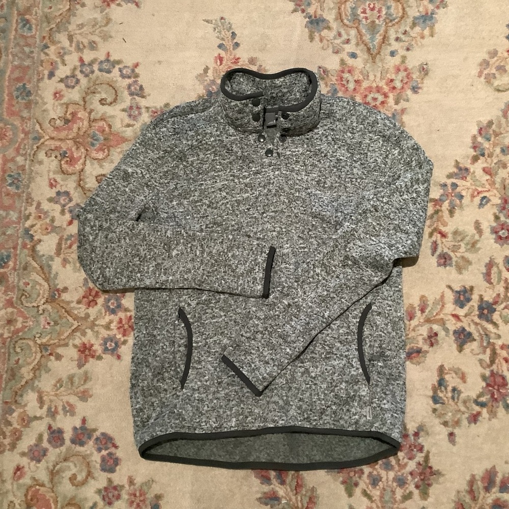 Eddie Bauer Gray V-Neck Fleece Pullover Women’s size Small